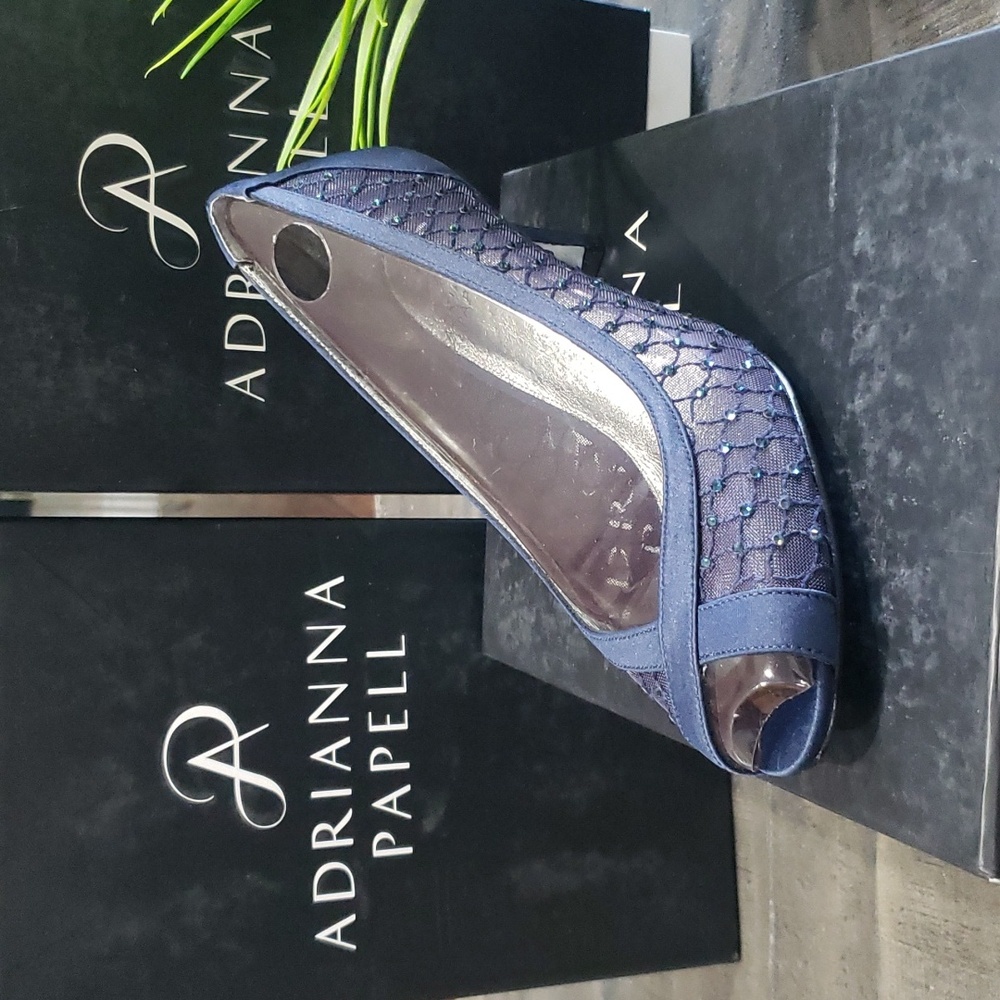 FLASH SALE⚡️Adrianna Papell Zandra- Navy Satin Mesh